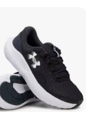 💐BNIB💐 UA Surge 4 Women's Running Shoes - size 9.5